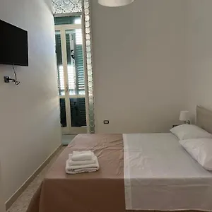 Casa vacanze Santa Caterina House, Napoli