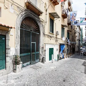 Appartamento Napoletana, Napoli